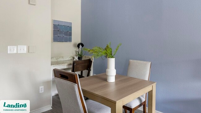 Building Photo - 6101 N Riverside Dr