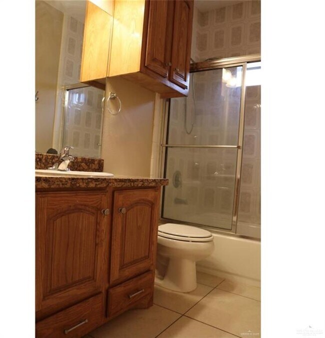 Building Photo - 4905 S Hummer Ln