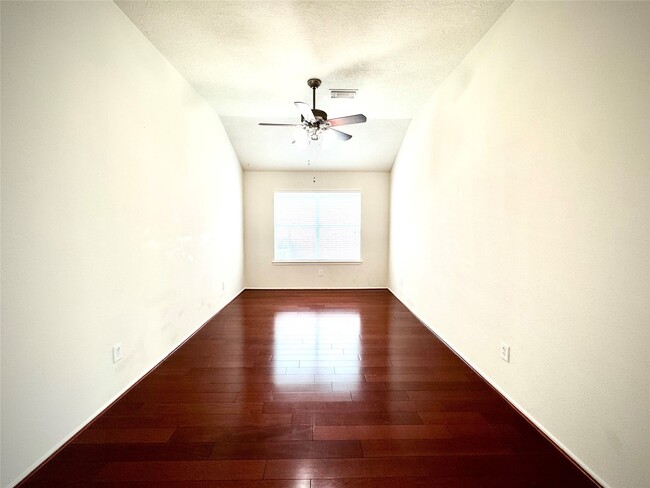 Building Photo - 10723 Ocelot Ln