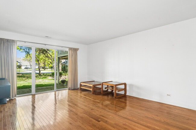 Building Photo - 1411 Wentworth Ct