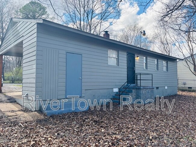 Building Photo - 686 Delta Rd