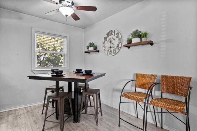 Building Photo - 4824 8th St