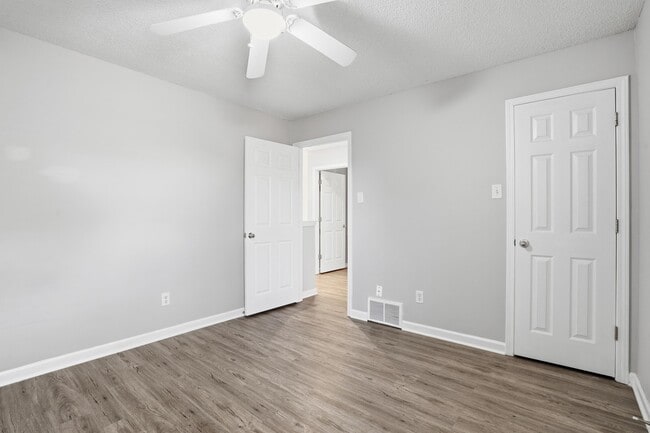 Building Photo - 8570 May Orchard Ln