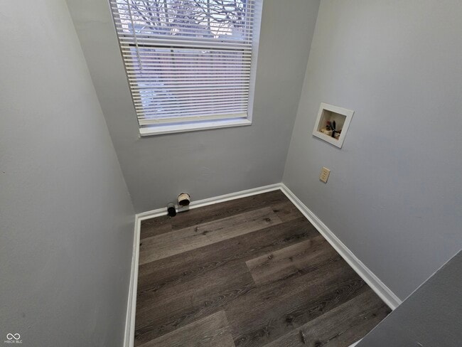 Building Photo - 1219 N Rural St