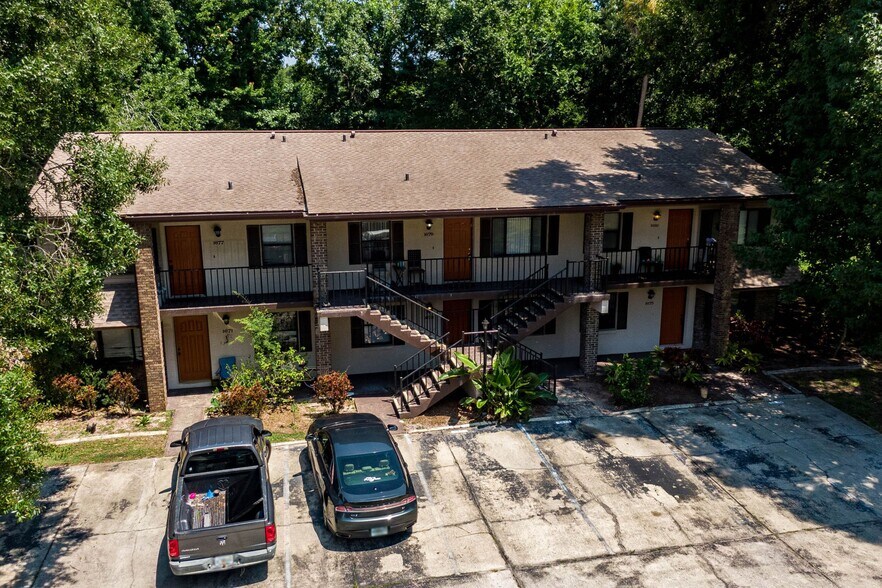 Building Photo - 1673 Spring Garden Ct