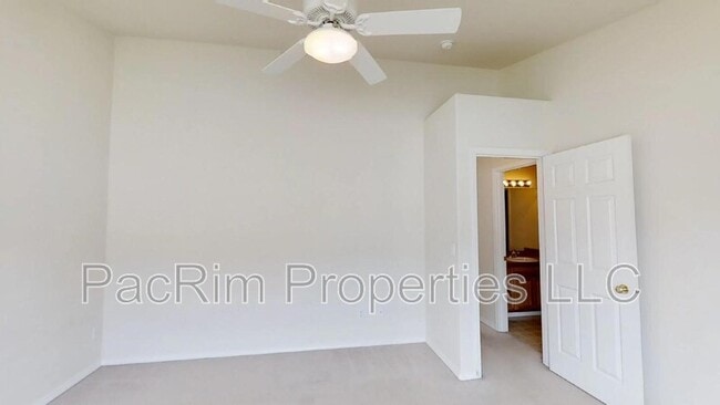 Building Photo - 5740 Sapphire Loop