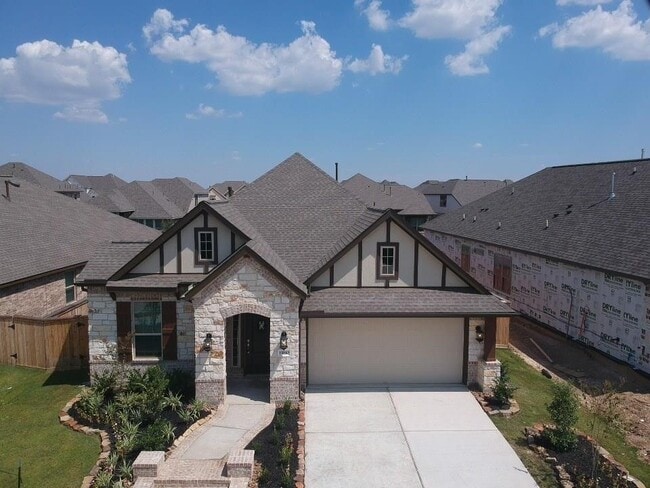 Building Photo - 15810 Vanderpool River Dr