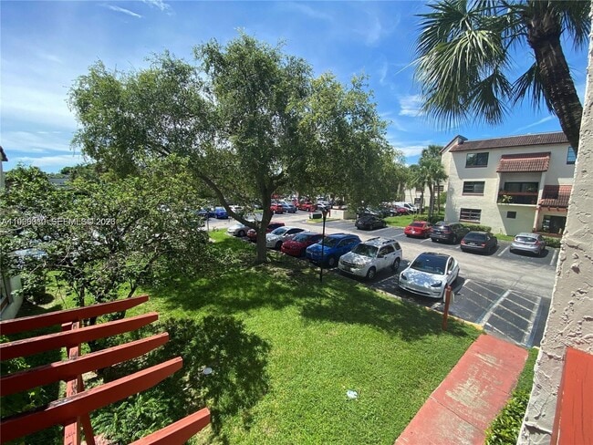 Building Photo - 8530 SW 149th Ave