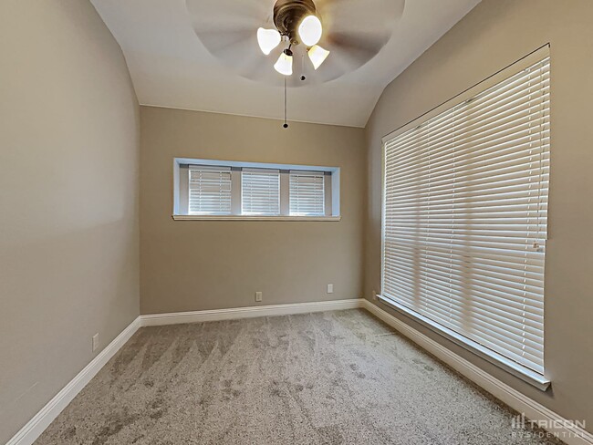 Building Photo - 1125 Ponderosa Drive