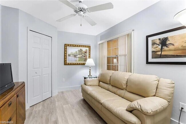 Building Photo - 5635 Turtle Bay Dr
