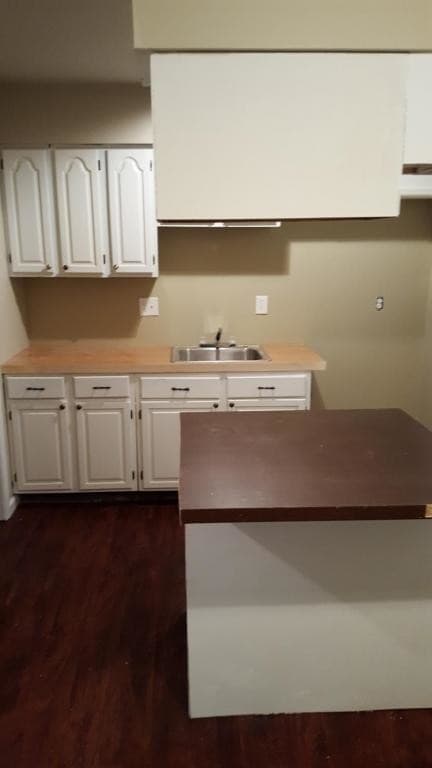 Building Photo - 1720 Kings Mill Ct