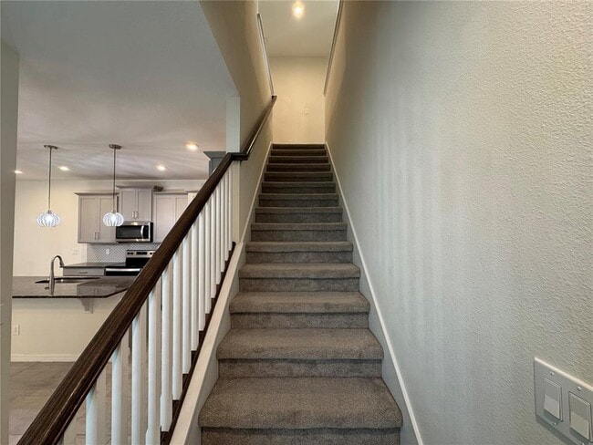 Building Photo - 8936 Matriarca Aly