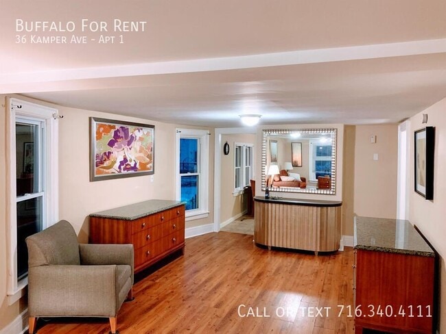 Building Photo - 36 Kamper Ave