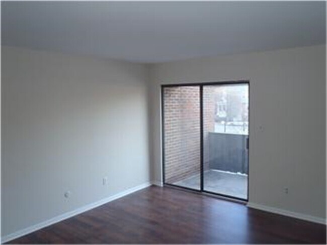 Building Photo - 1601 Delaware Ave