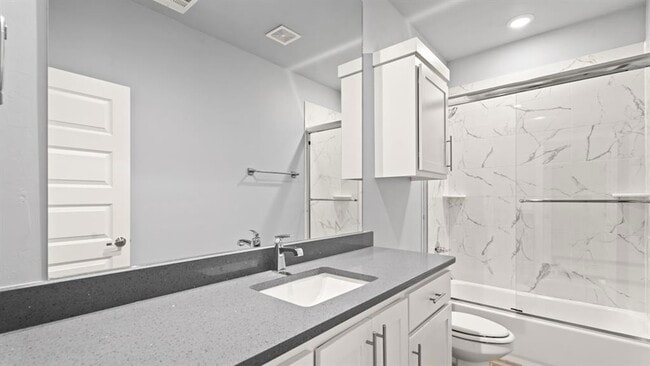 Building Photo - 217 Olde Ml Ct