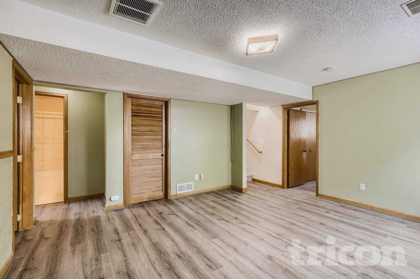 Building Photo - 4937 W 8th Street Rd
