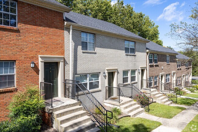 Building Photo - Huntley Ridge East