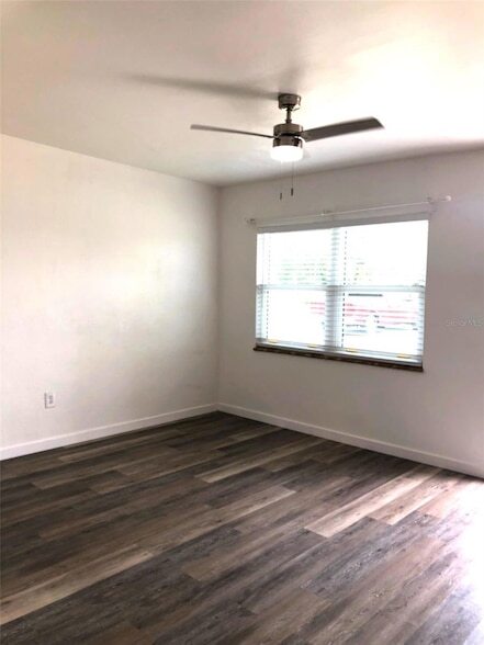 Building Photo - 1401 E Alfred St