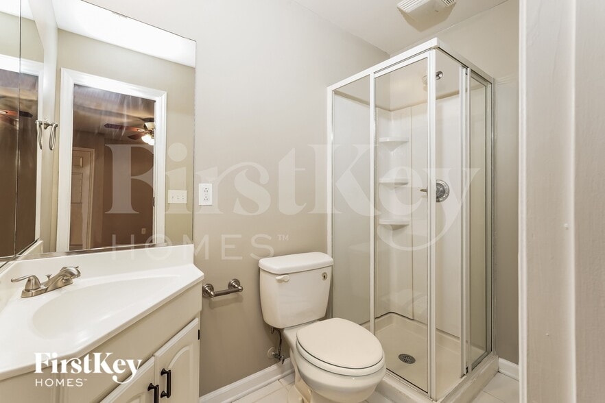 Building Photo - 4512 Princess Dr