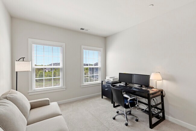 Building Photo - 5917 Glen Willow Wy