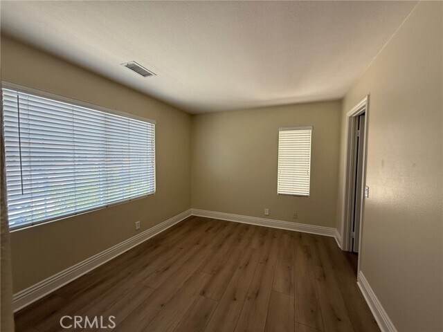 Building Photo - 27 Highfield Glen