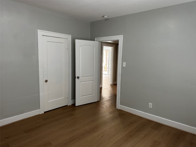 Building Photo - 2910 Wichita St