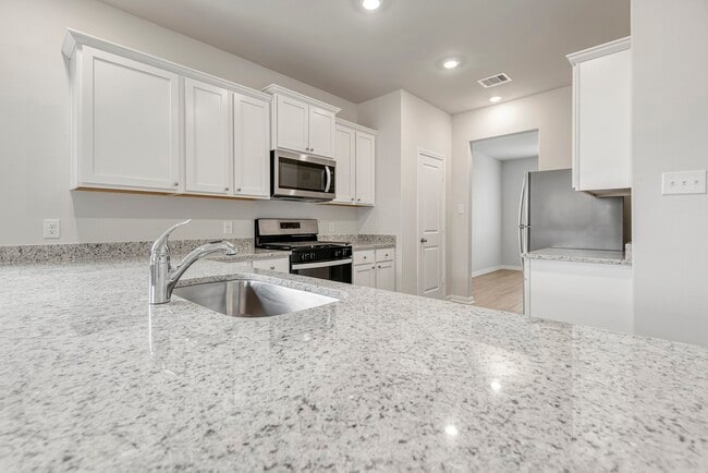 Building Photo - 401 San Miguel Crk Dr