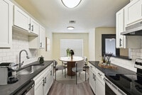 Building Photo - Windchase