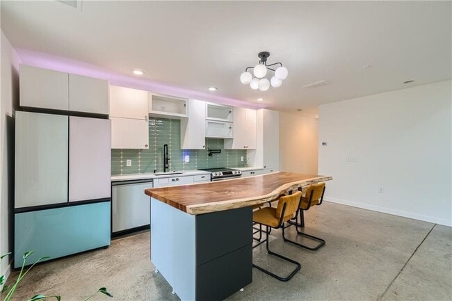 Building Photo - 1273 Eames Green NW