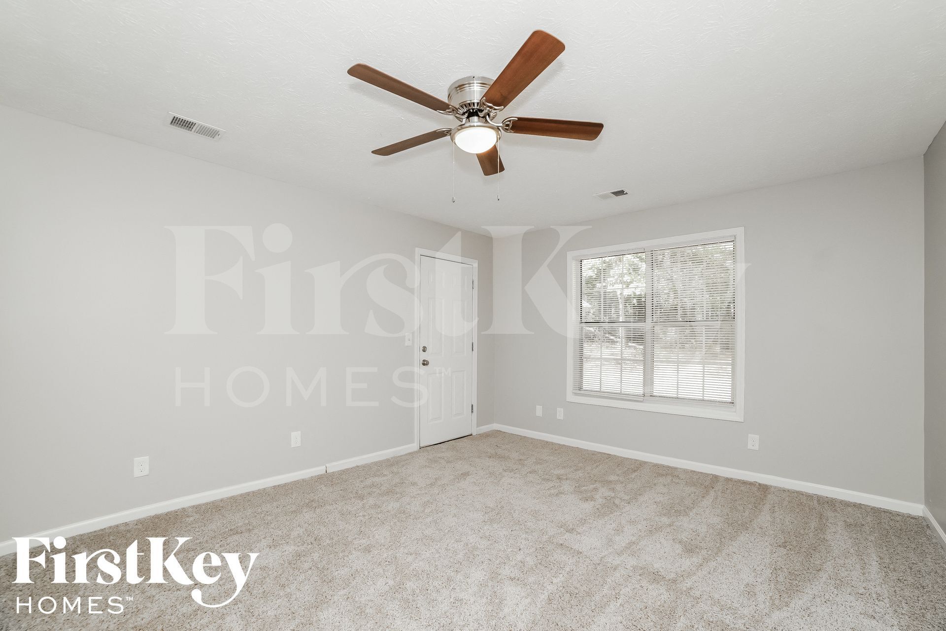 Building Photo - 3902 Viola Ct