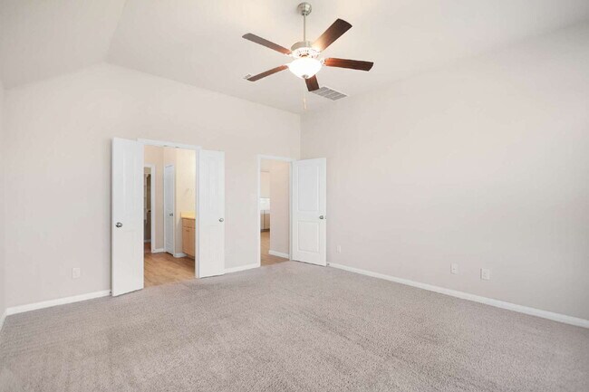 Building Photo - Beautiful 4-Bed, 3-Bath Single-Story Home ...
