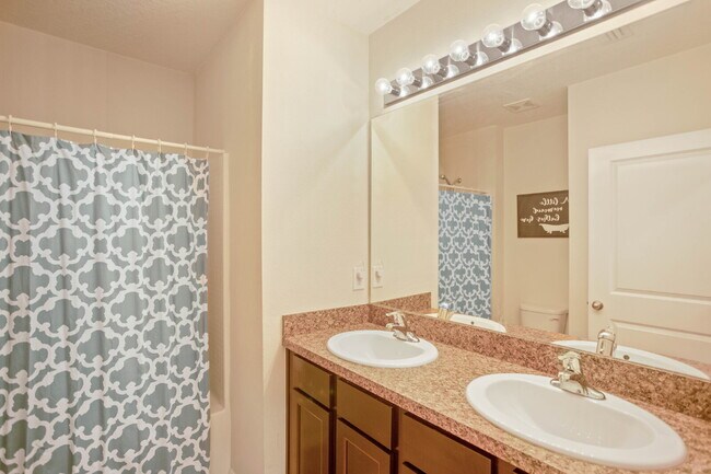 Building Photo - Move-In Ready! Beautiful 4-Bedroom Home with Modern Finishes & Room to Grow