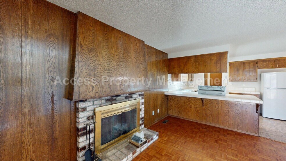 Building Photo - 1441 Montclair Dr