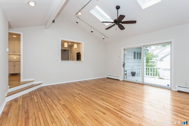 Building Photo - 4 Nappa Ln