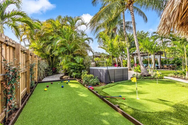 Building Photo - 2004 NE 17th Way