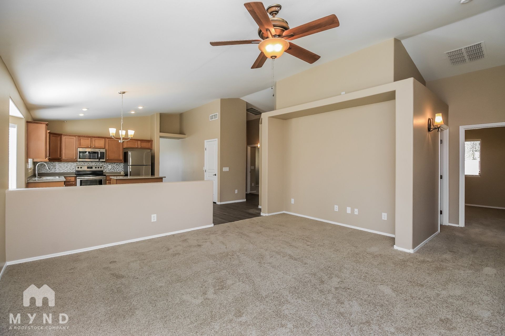 Building Photo - 22354 E Via Del Rancho Rd