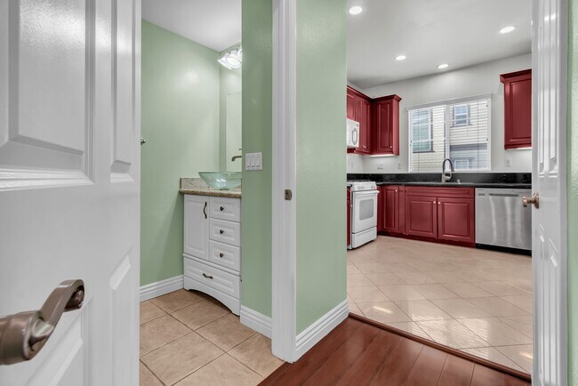 Building Photo - 26090 Stonehaven Dr