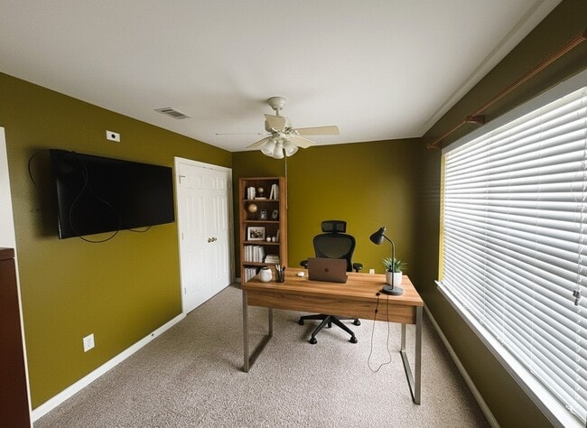 Building Photo - 1111 Mulberry Ln