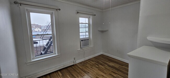 Building Photo - 4110 Park Ave