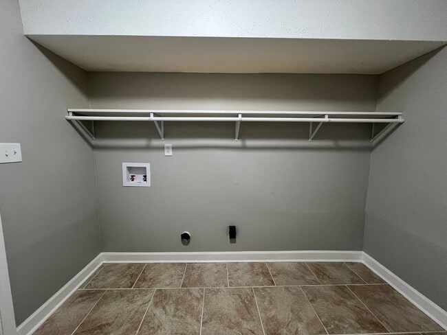 Building Photo - Home for Rent in Gunter Grove