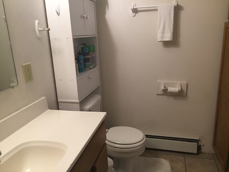 Building Photo - 623 E University Ave