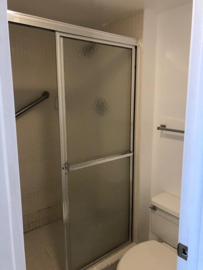 Building Photo - 20505 E Country Club Dr