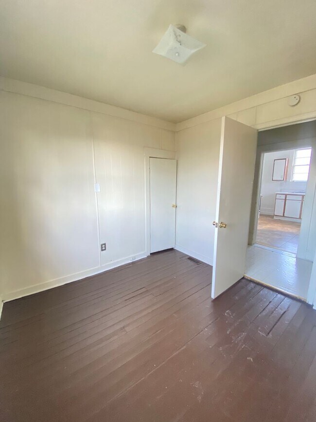 Building Photo - Patton,NW,228-230