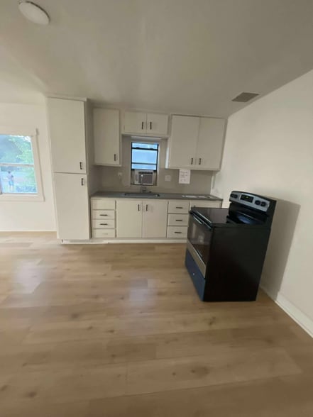 Building Photo - 1231 French Ave