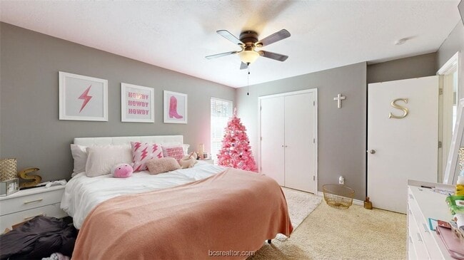 Building Photo - 806 Azalea Ct