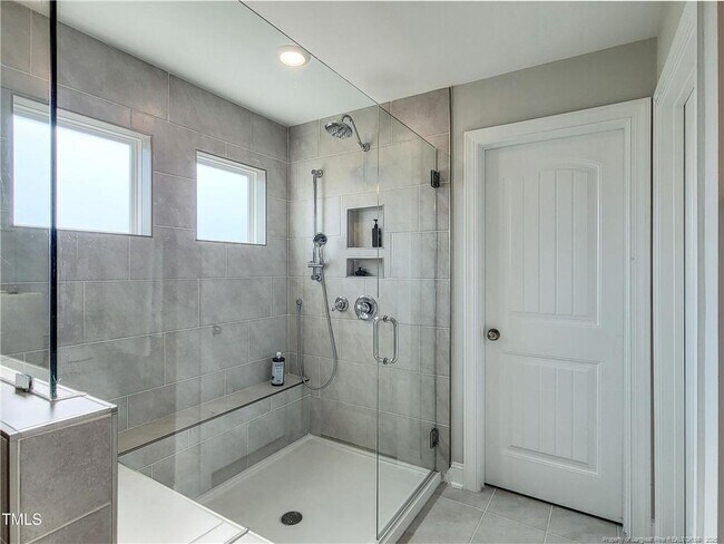 Building Photo - 542 Glenwyck Ct