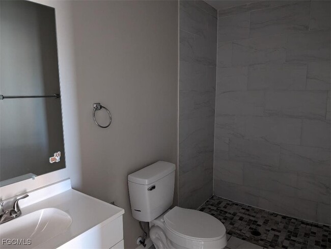 Building Photo - 2807 SW 8th Pl