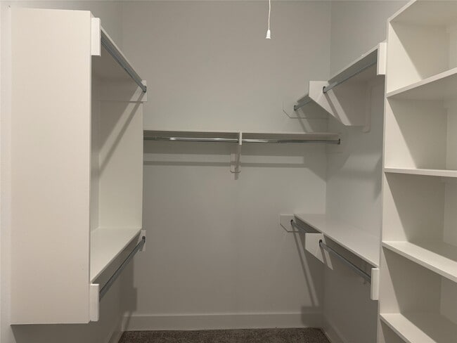 Building Photo - 540 Janisch Rd