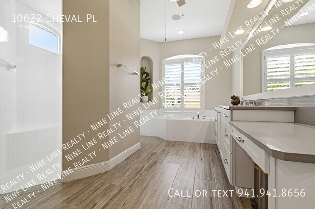 Building Photo - 10622 Cheval Pl