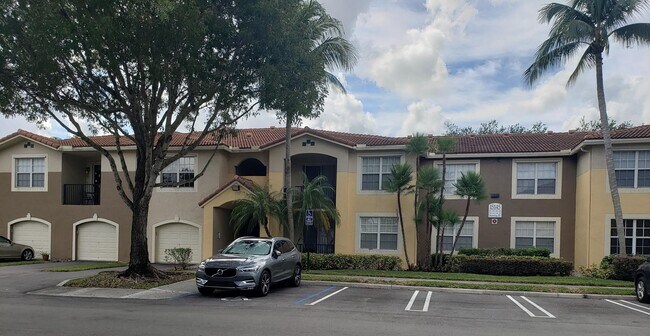Building Photo - 15145 Michelangelo Blvd